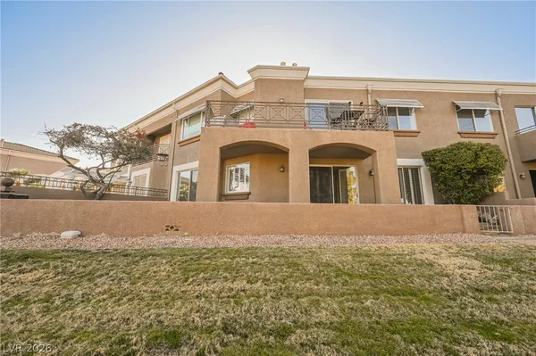 $2,300 | 9108 Vista Greens Way, Unit 104, Las Vegas, NV 89134