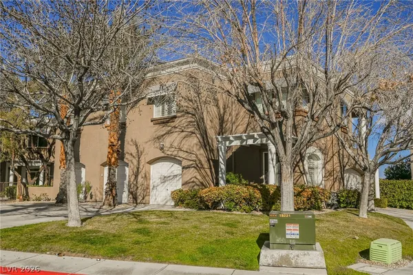 $2,300 | 9108 Vista Greens Way, Unit 104, Las Vegas, NV 89134