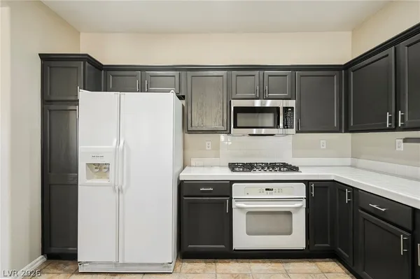 $2,300 | 9108 Vista Greens Way, Unit 104, Las Vegas, NV 89134