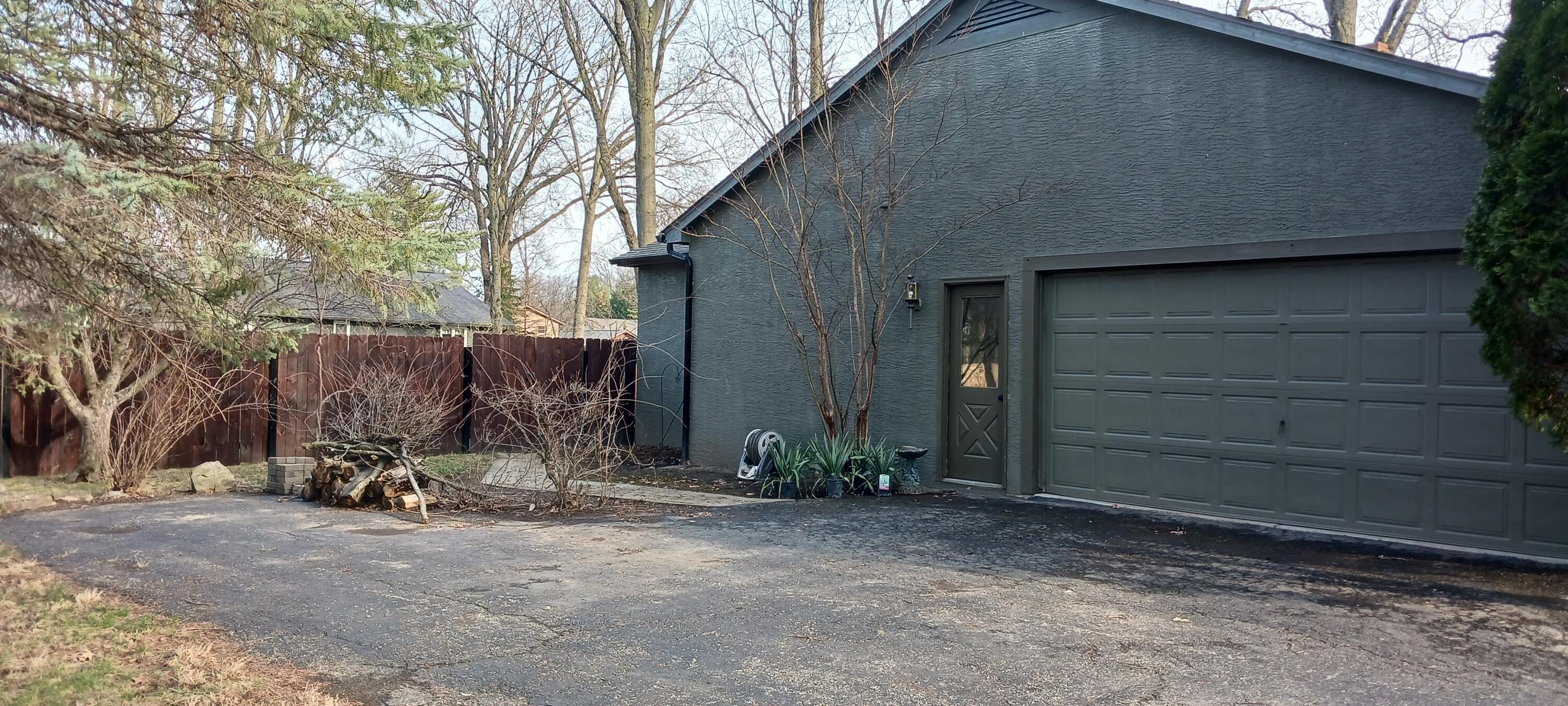 588 Country Club Road Columbus, OH 43213 - Photo 48 of 48 20250328_181555