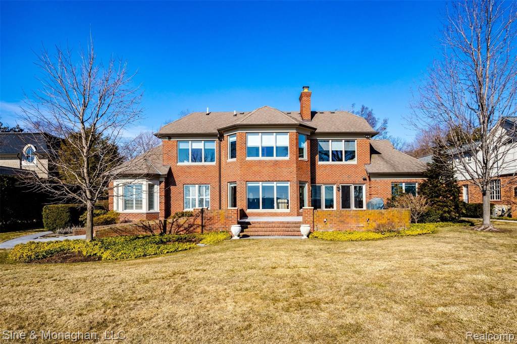 1020 Lake Shore Road Grosse Pointe Shores, MI 48236 - Photo 11 of 94
