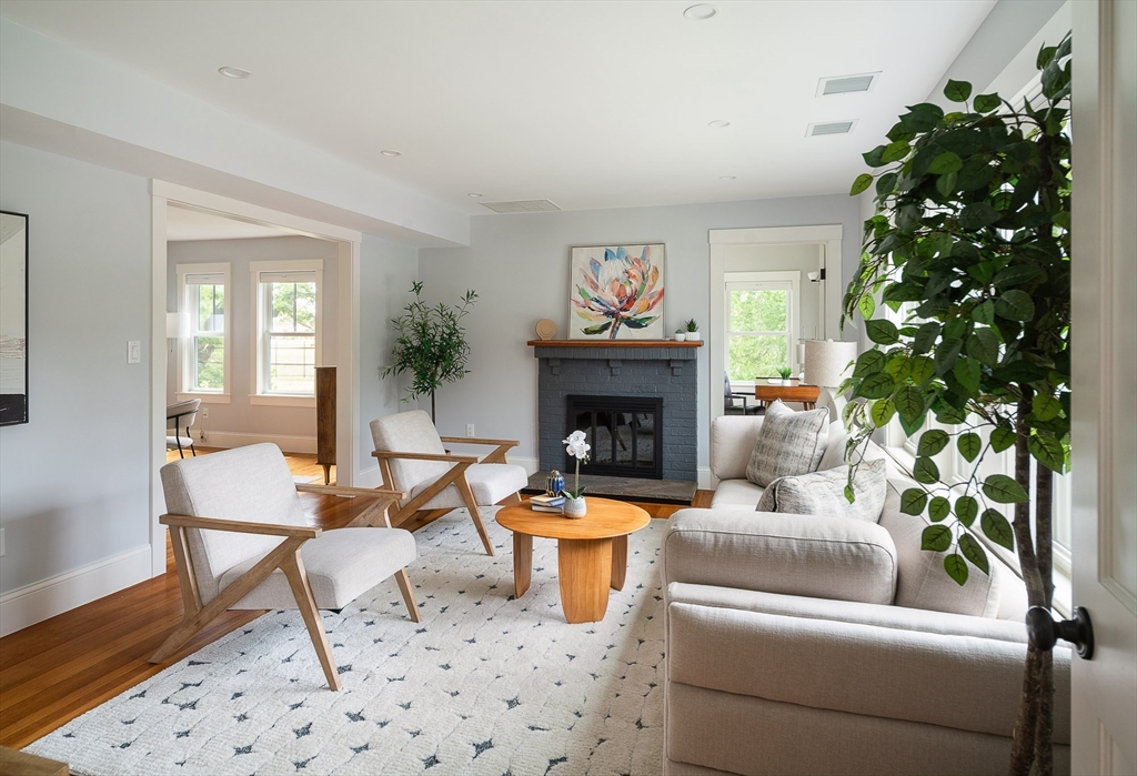 141-143 Oakley Road Belmont, MA 02478 - Photo 3 of 40