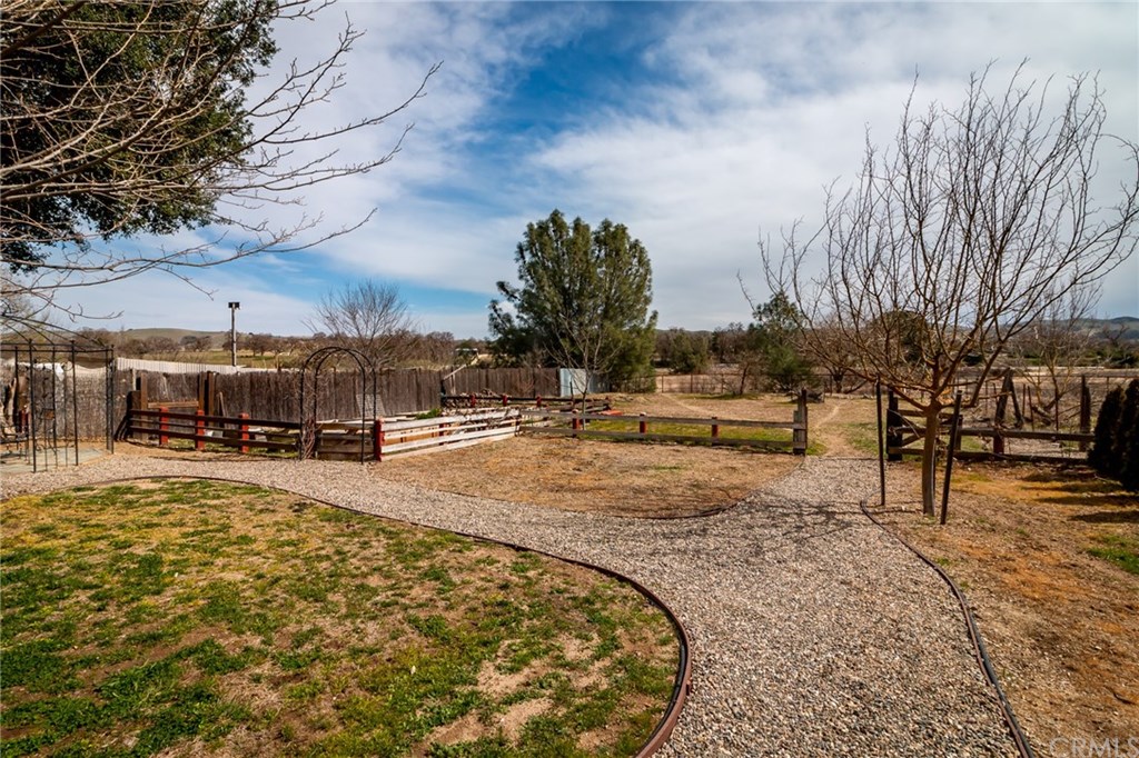 4685 Sycamore Road Atascadero, CA 93422 - Photo 41 of 45 Gallery Image 41