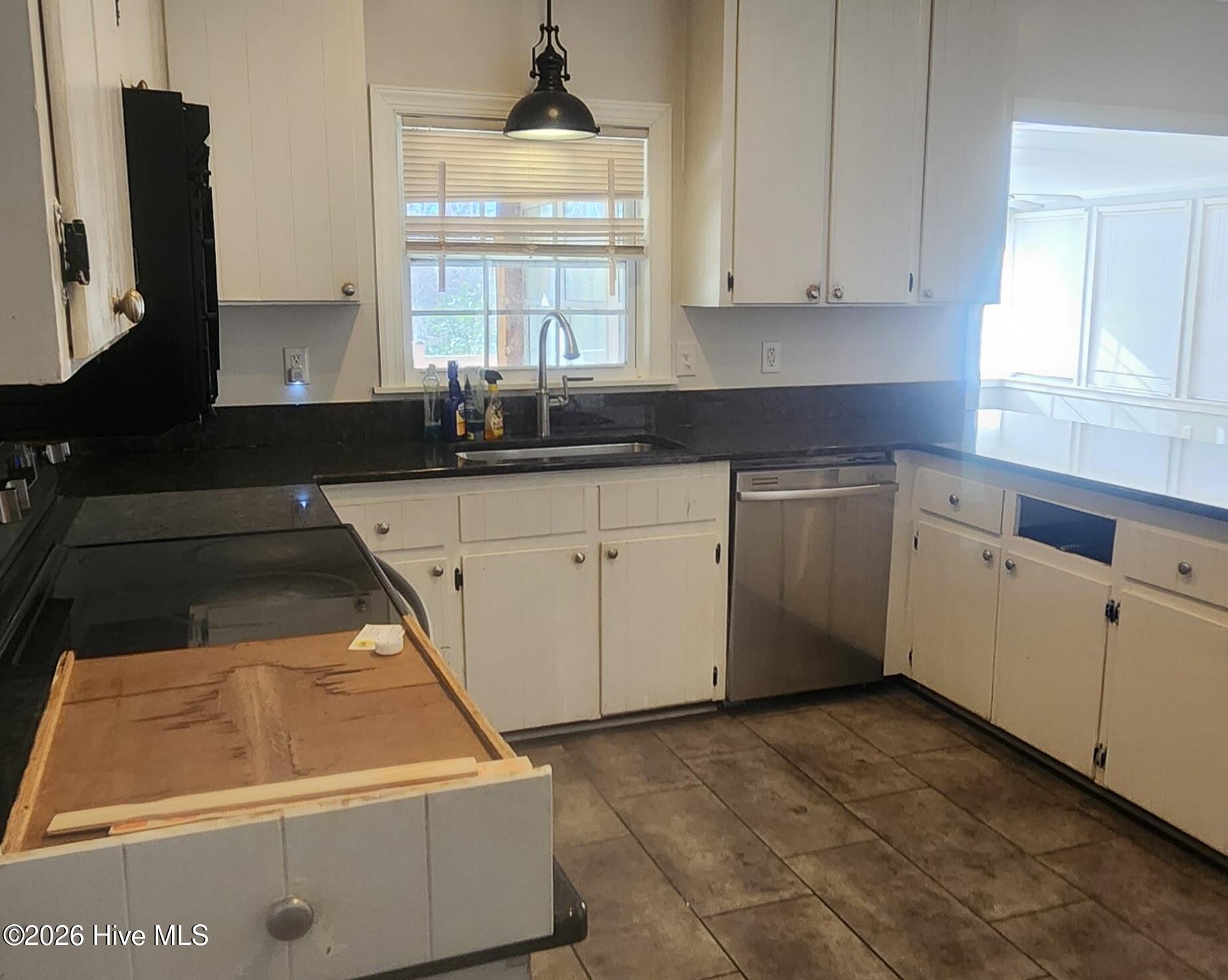 3806 Appleton Way Wilmington, NC 28412 - Photo 5 of 21 20260119_143040