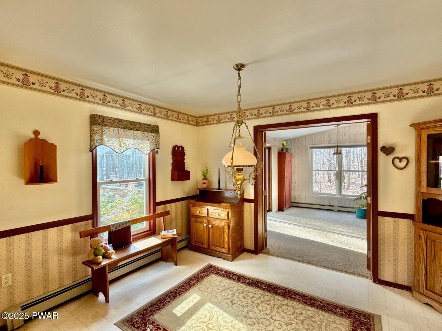 101 Daniels Road Hawley, PA 18428 - Photo 22 of 74 18b-dining