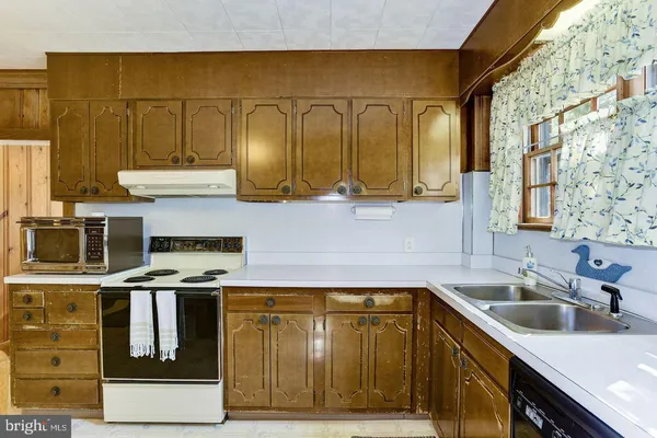 $2,300 | 3720 Drexel Avenue, Unit A, Pennsauken, NJ 08110