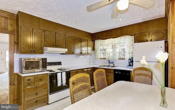$2,300 | 3720 Drexel Avenue, Unit A, Pennsauken, NJ 08110