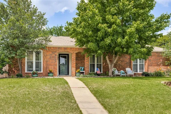 $430,000 | 4517 Fargo Drive, Plano, TX 75093