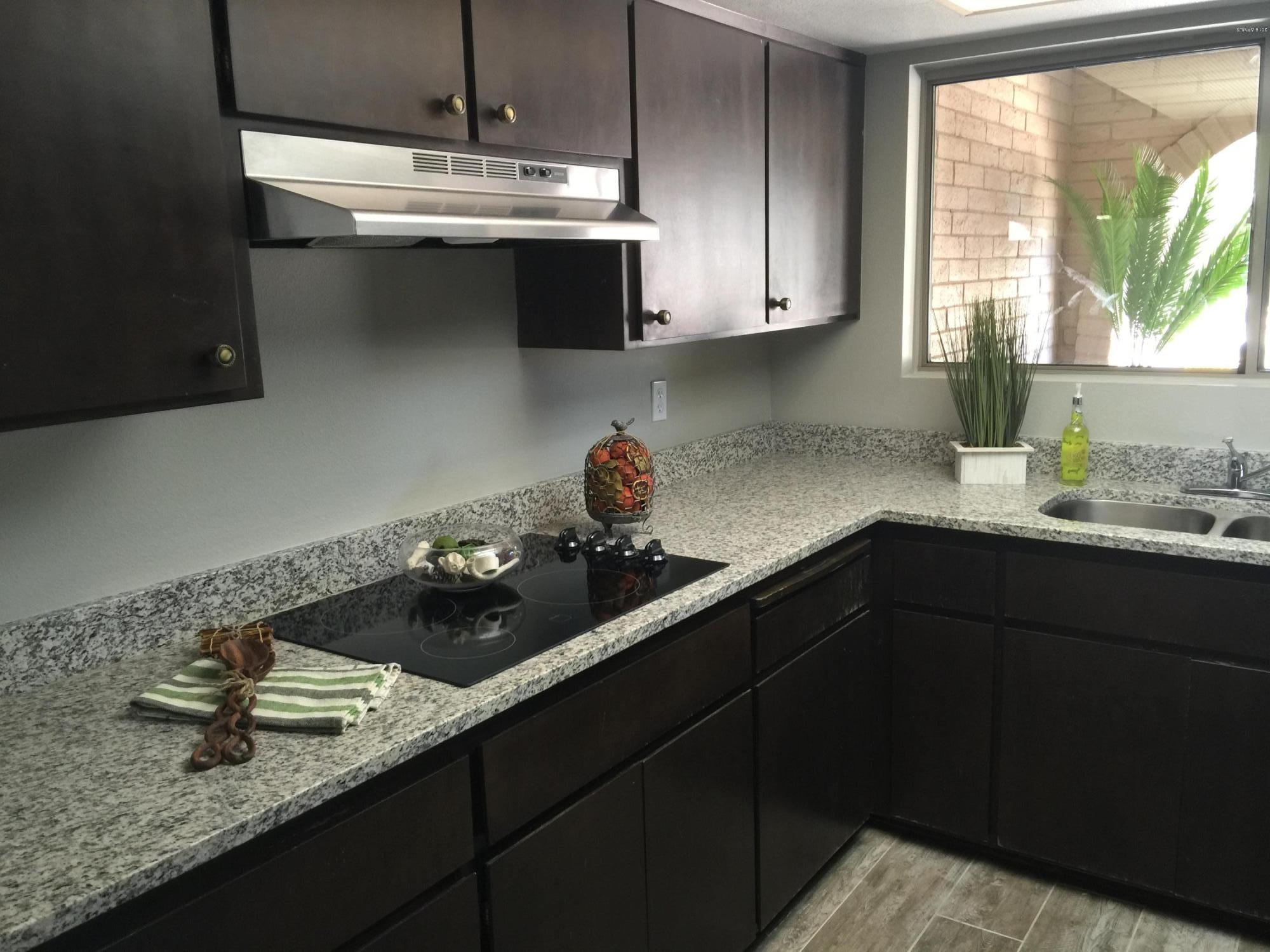4215 West Redfield Road Phoenix, AZ 85053 - Photo 8 of 41 IMG_8620
