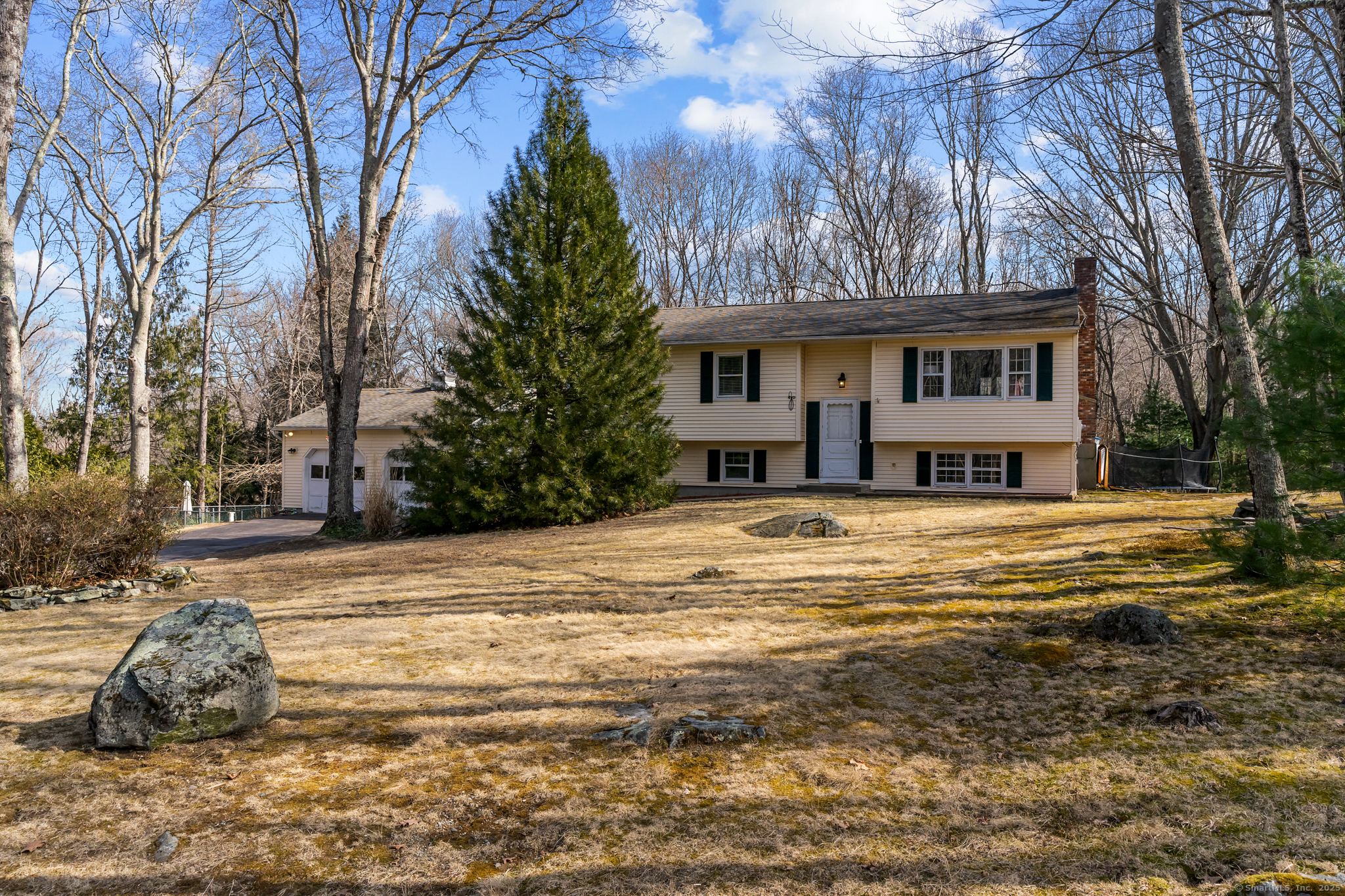 79 Swantown Road Preston, CT 06365 - Photo 1 of 1