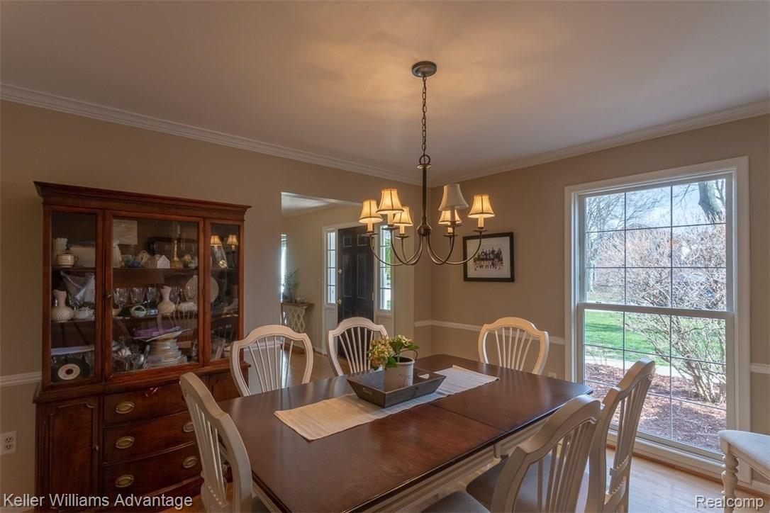 35966 Charter Crest Road Farmington, MI 48335 - Photo 24 of 69 Charter Crest_35966-Entry-Dining Room-33.jpg
