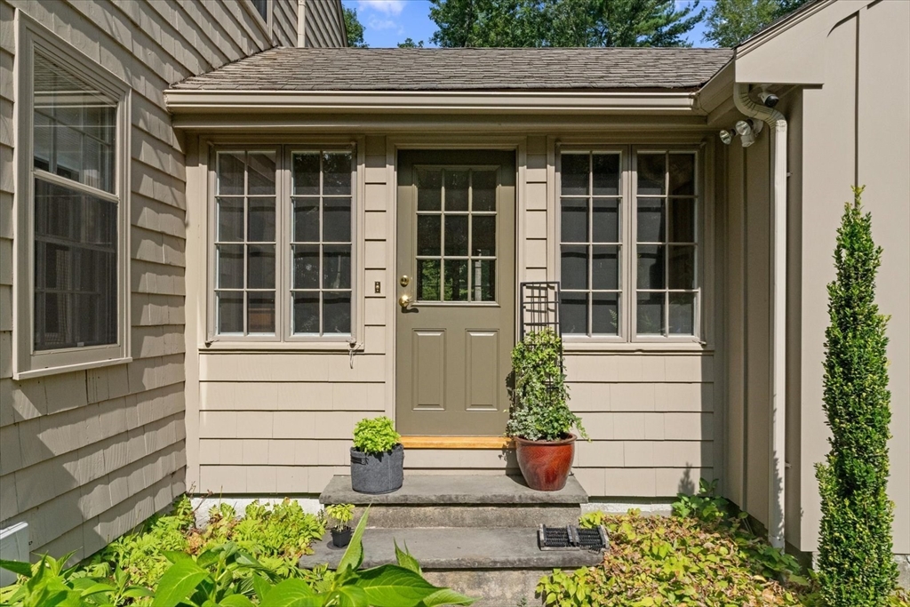 15 Willard Grant Road Sudbury, MA 01776 - Photo 3 of 40