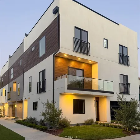 $8,295 | 4332 Alcove Avenue, Studio City, CA 91604
