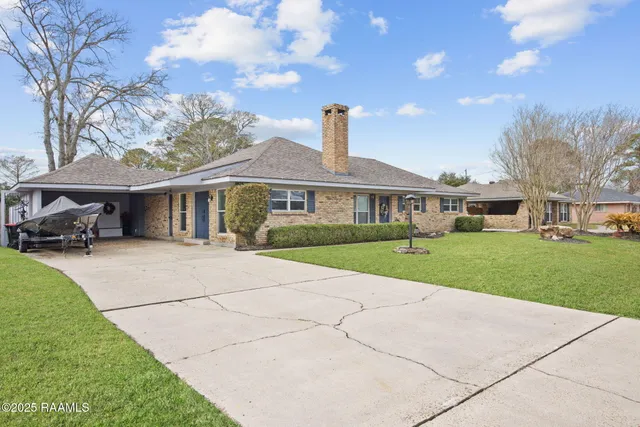 $289,900 | 207 North William Drive, Lafayette, LA 70506