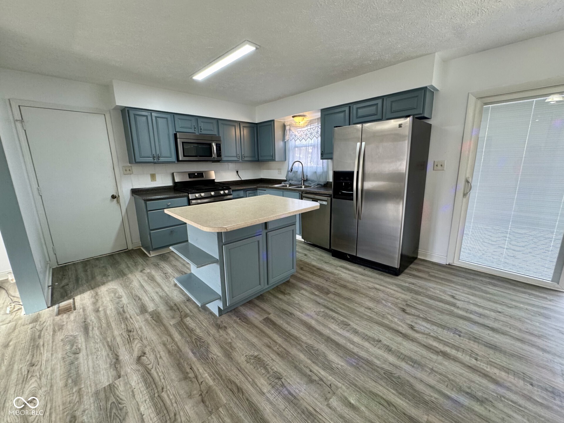 9122 Broken Arrow Road Indianapolis, IN 46234 - Photo 4 of 14 Gallery Image 4
