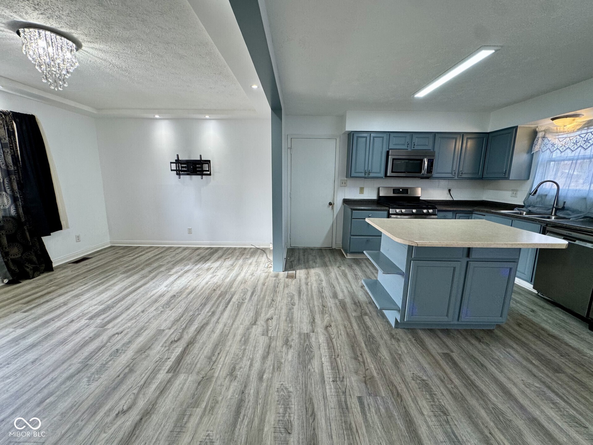9122 Broken Arrow Road Indianapolis, IN 46234 - Photo 5 of 14 Gallery Image 5