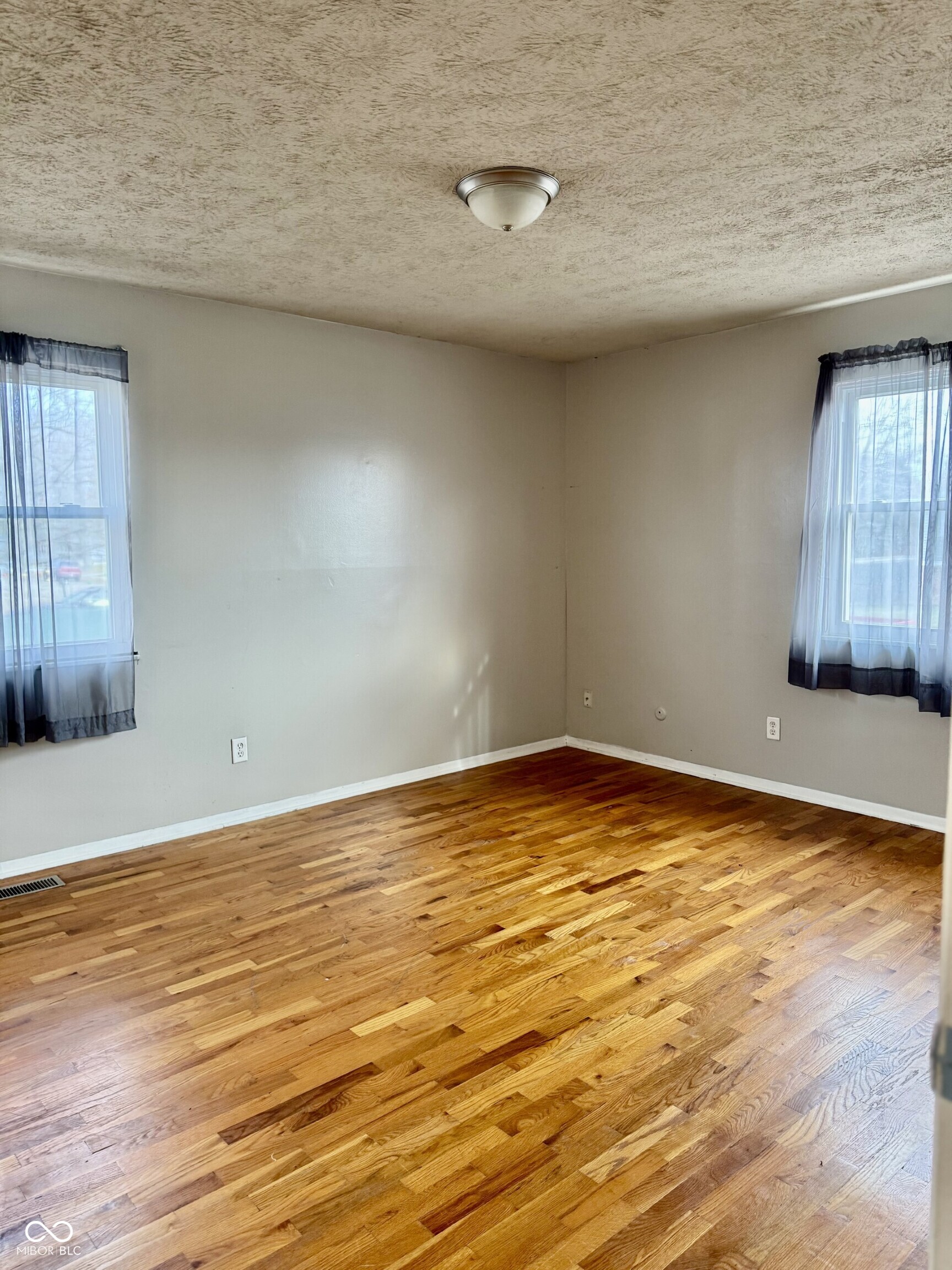 9122 Broken Arrow Road Indianapolis, IN 46234 - Photo 10 of 14 Gallery Image 10