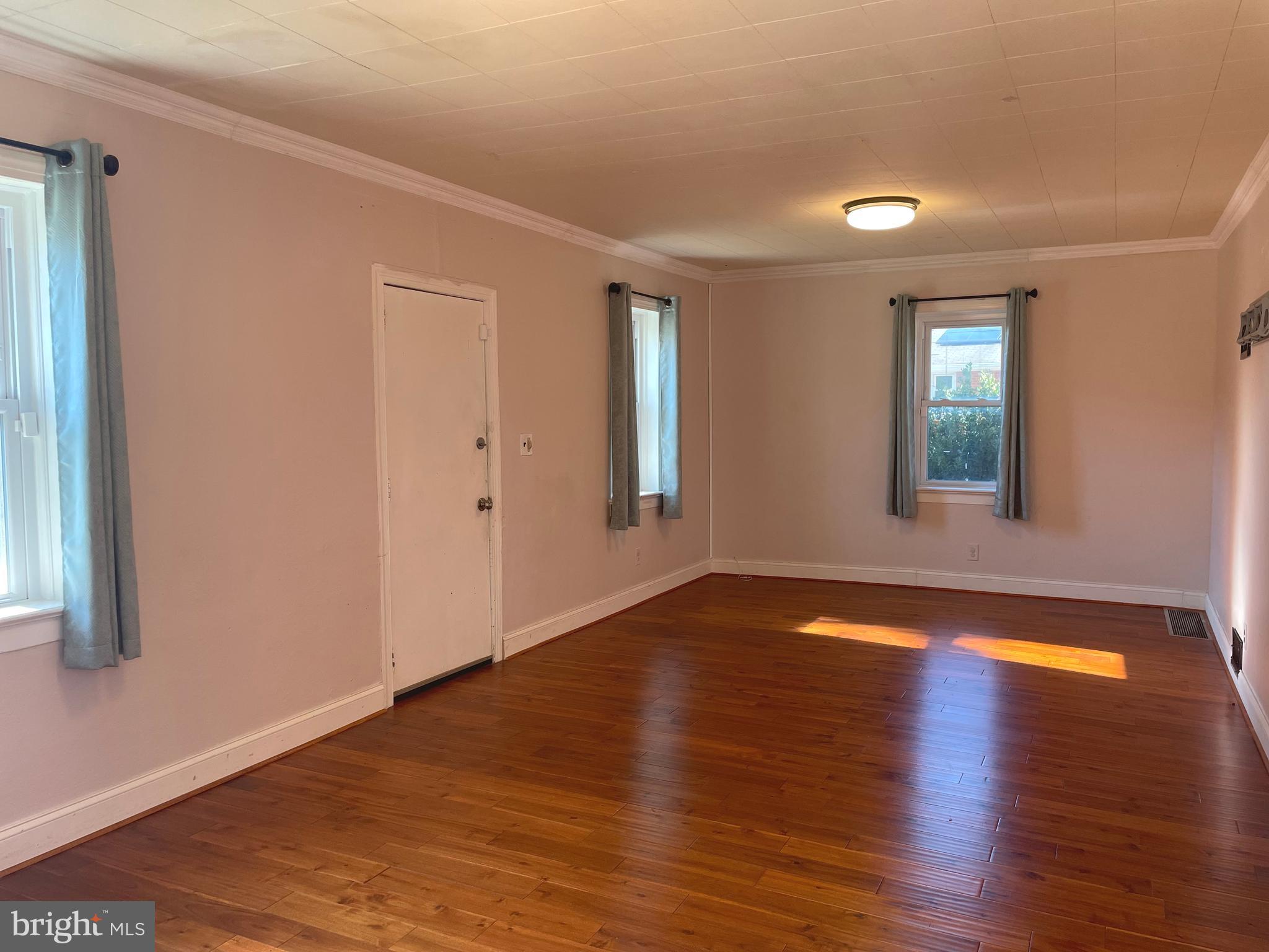 7129 Allentown Road Fort Washington, MD 20744 - Photo 4 of 13 Living and dining rooms