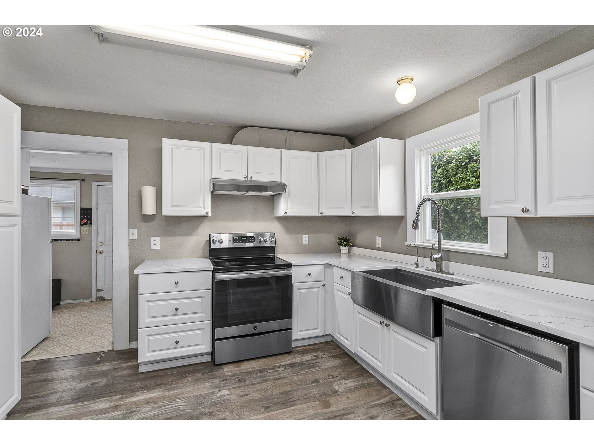 165 South Vernonia Road St. Helens, OR 97051 - Photo 11 of 32 Gallery Image 11