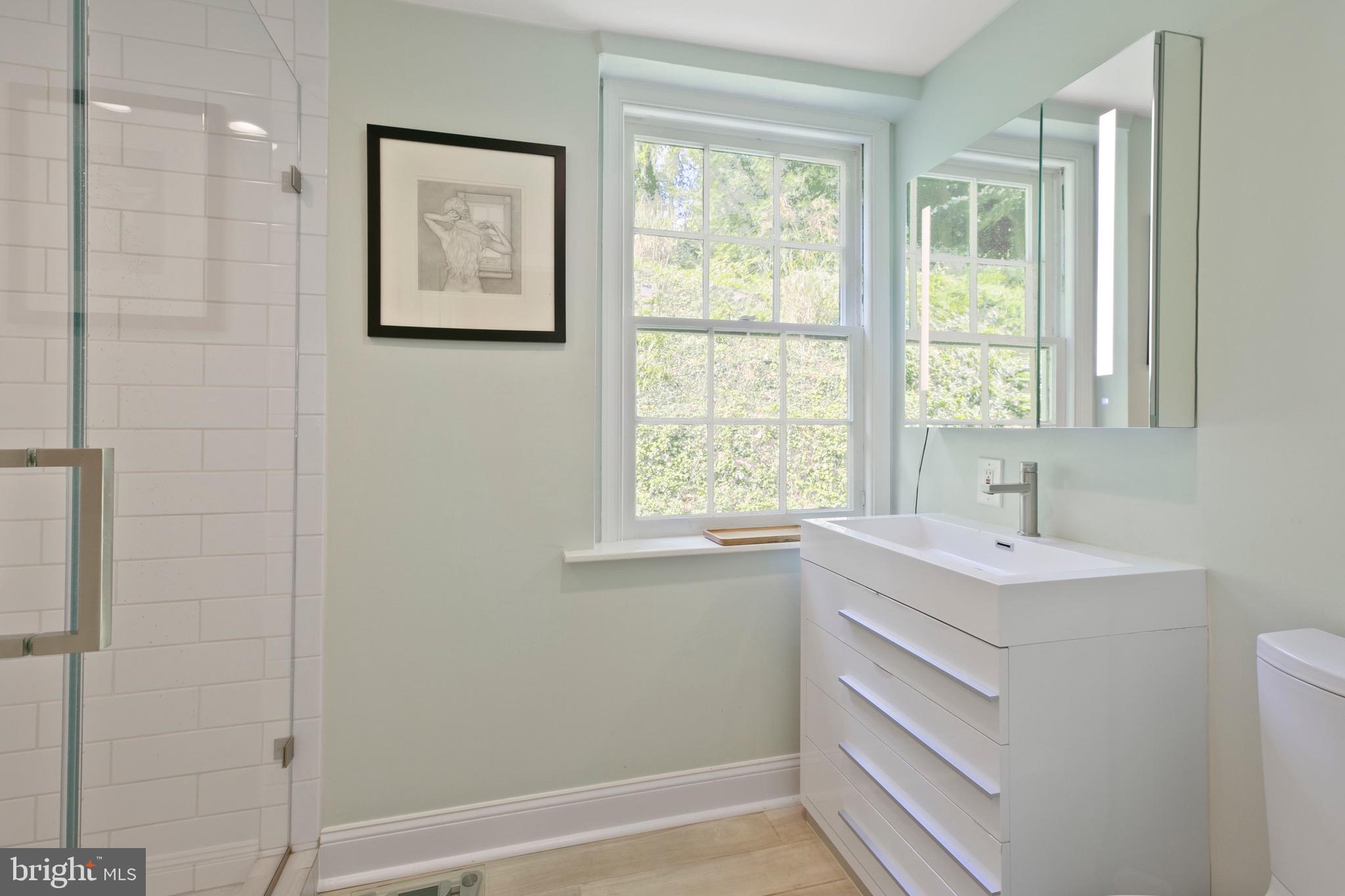 900 Navy Road Towson, MD 21204 - Photo 23 of 78 Owners Bath