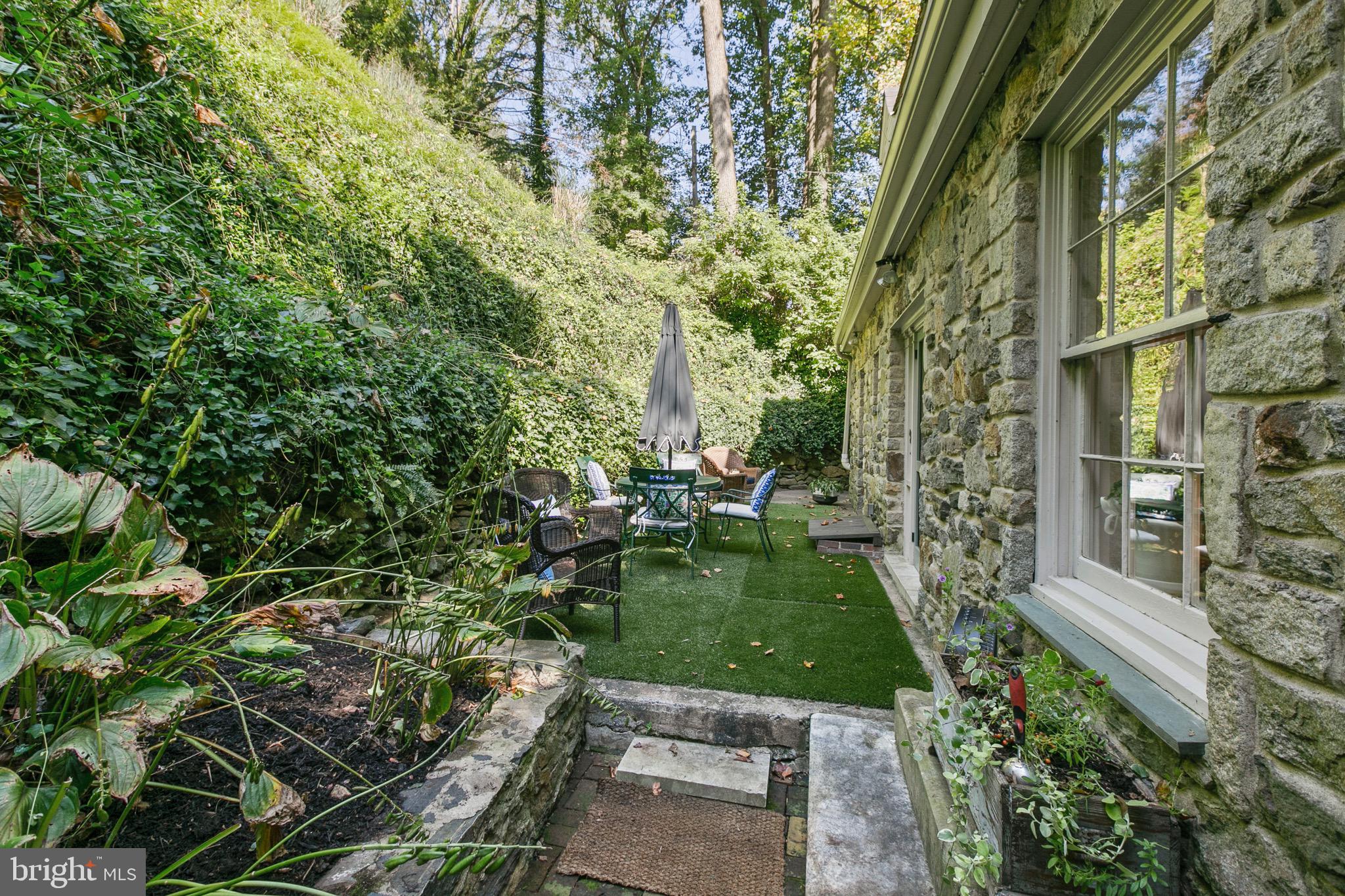 900 Navy Road Towson, MD 21204 - Photo 47 of 78 Rear Patio
