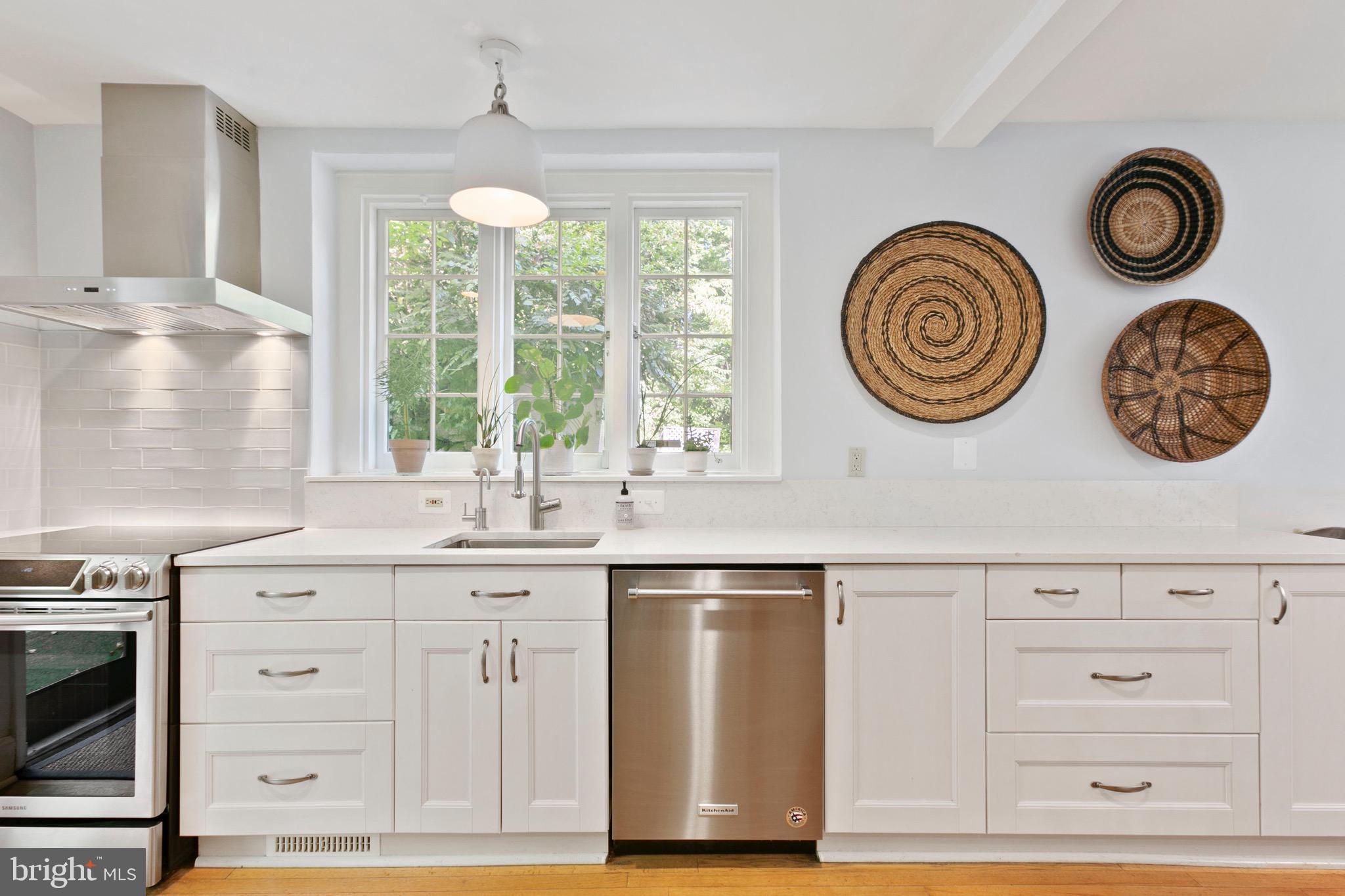 900 Navy Road Towson, MD 21204 - Photo 10 of 78 Kitchen
