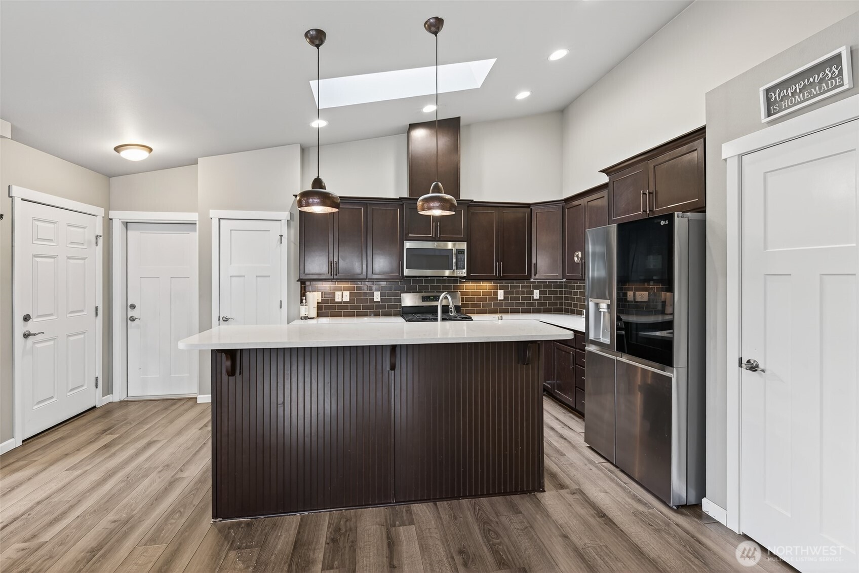 1858 Challenger Street Ferndale, WA 98248 - Photo 4 of 29