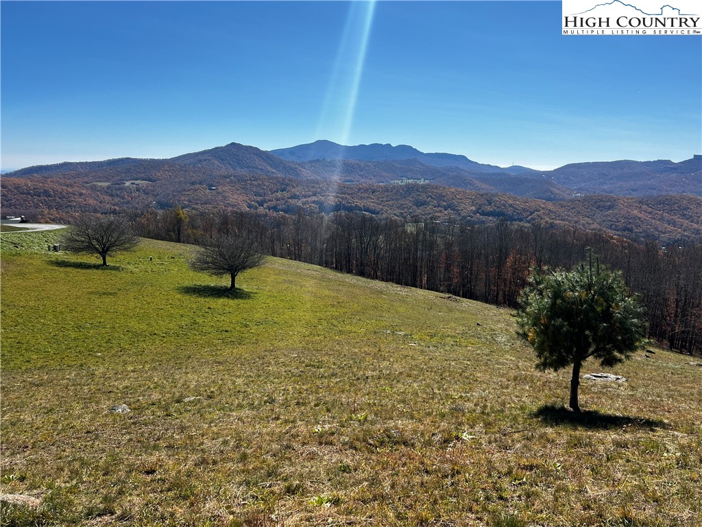 Site C Chappell Farm Road Banner Elk, NC 28604 - Photo 16 of 41 a view of lake with mountain