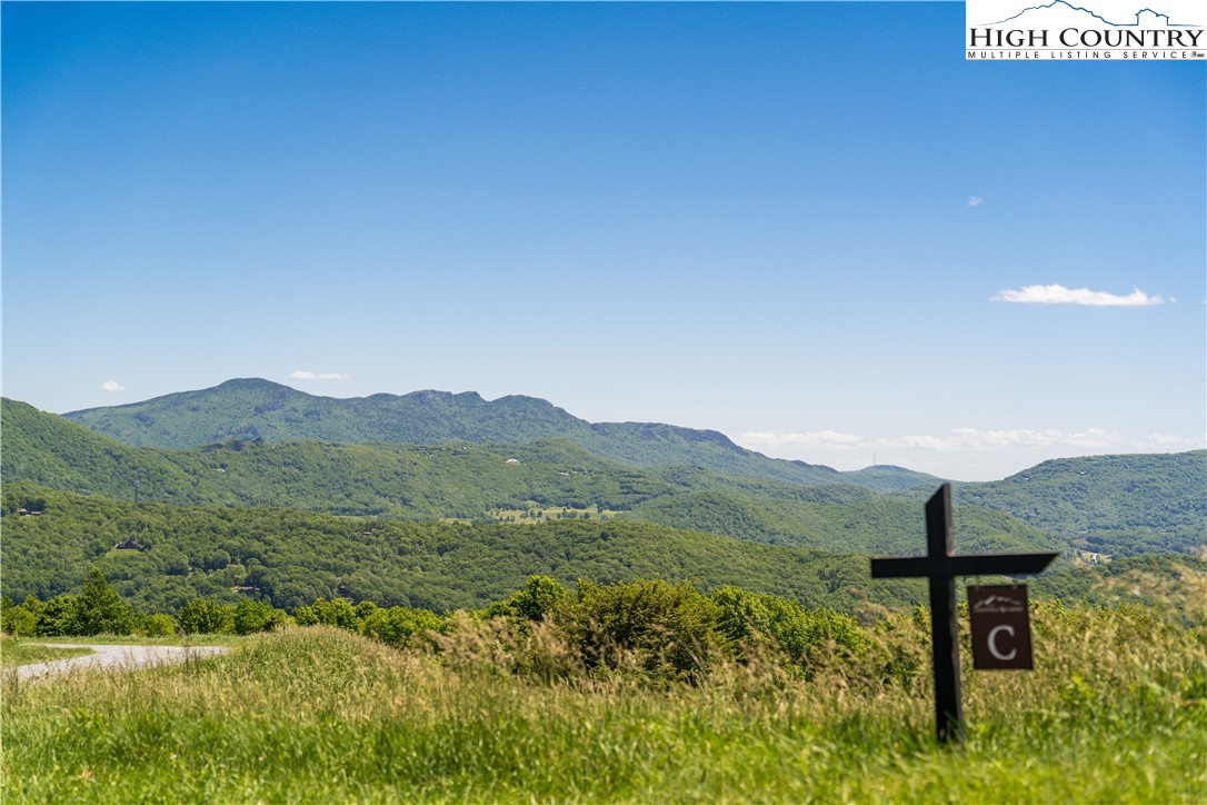 Site C Chappell Farm Road Banner Elk, NC 28604 - Photo 34 of 41 a view of a mountain with a outdoor space