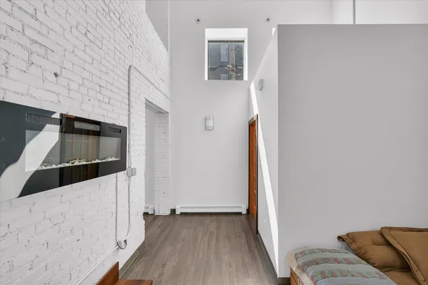 $305,000 | 5 East Columbia Avenue, Unit 5, Champaign, IL 61820