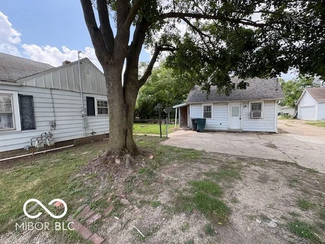 $108,900 | 1921 South Hackley Street, Muncie, IN 47302