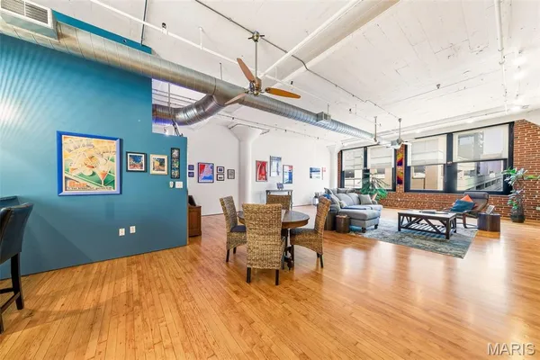 $214,900 | 1010 St Charles Street, Unit 704, St. Louis, MO 63101