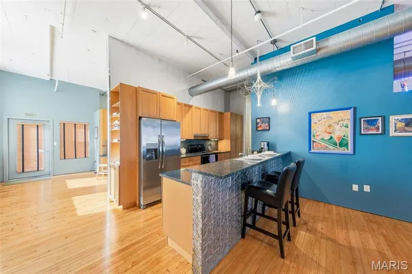 $214,900 | 1010 St Charles Street, Unit 704, St. Louis, MO 63101