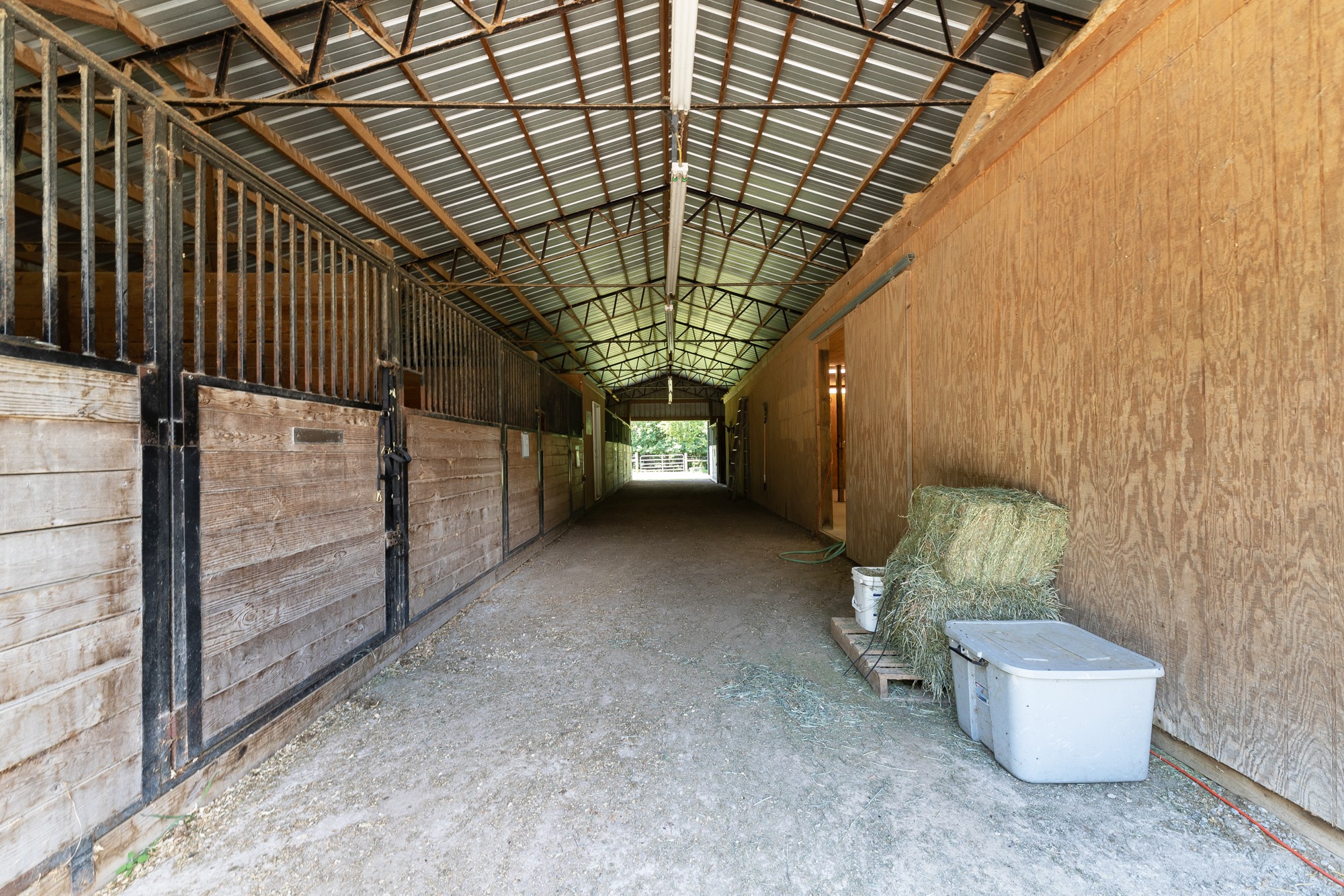 2446 Warner Bridge Road Shelbyville, TN 37160 - Photo 27 of 42 a view of a porch with furniture