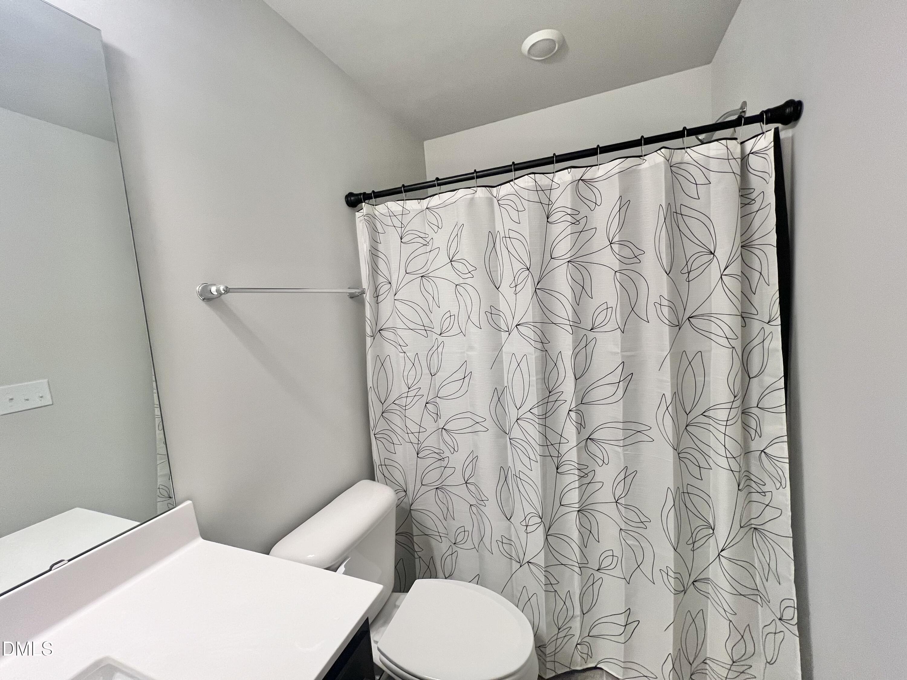 2533 Chert Lane Raleigh, NC 27610 - Photo 22 of 28 IMG_5282