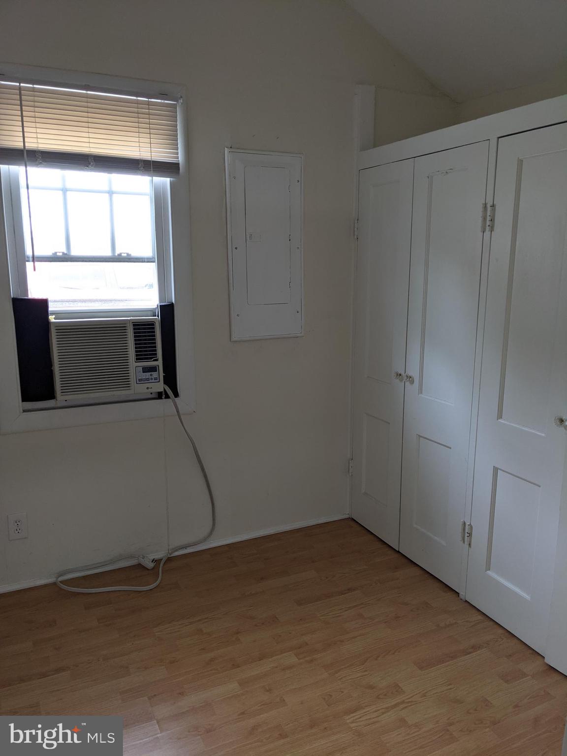 1613 Midland Road Edgewater, MD 21037 - Photo 5 of 13 bedroom