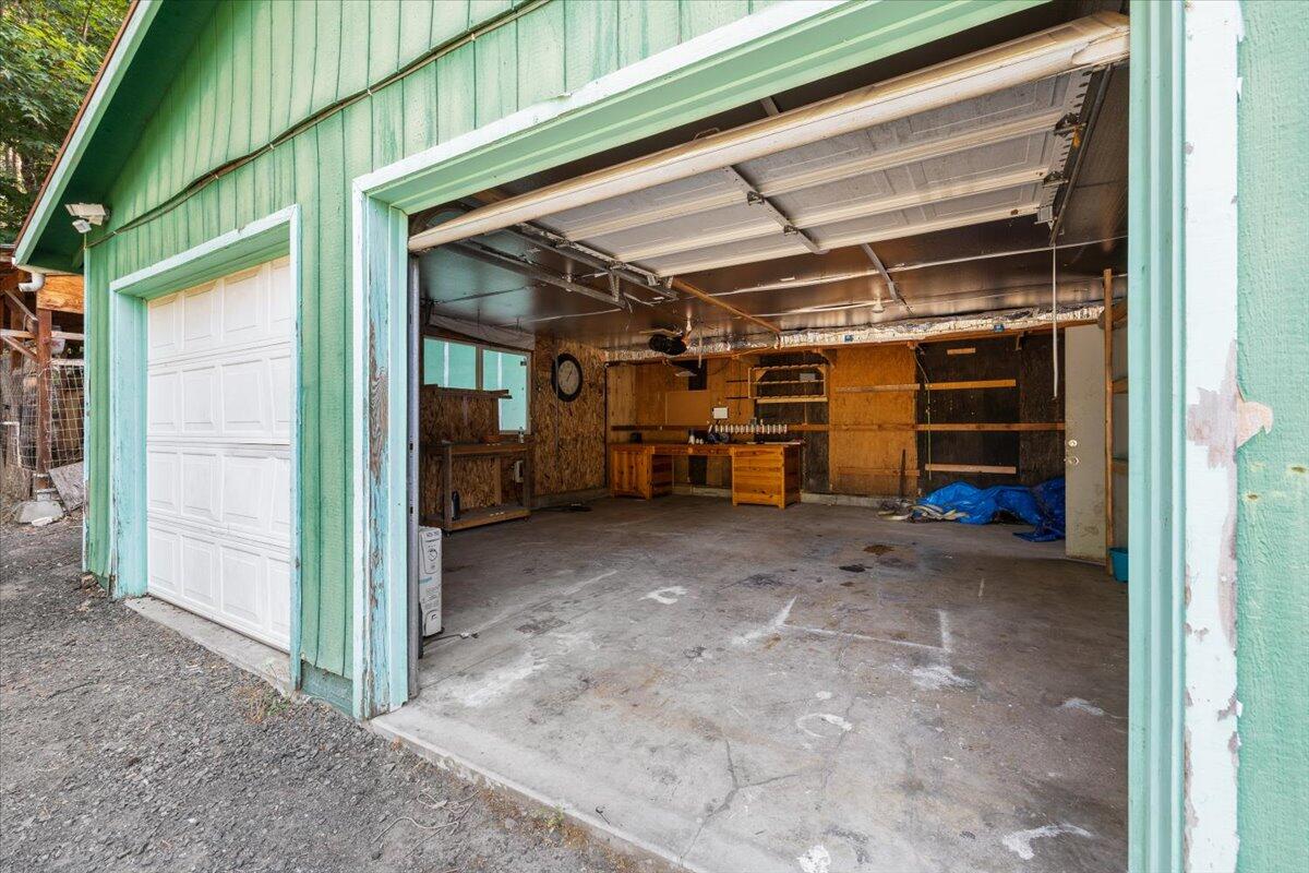 14242 Geppert Road Eagle Point, OR 97524 - Photo 31 of 54 Gallery Image 31