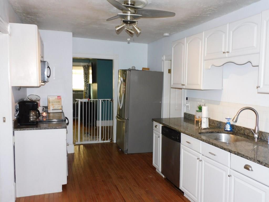 42 Boyden Road Holden, MA 01520 - Photo 3 of 30 Gallery Image 3
