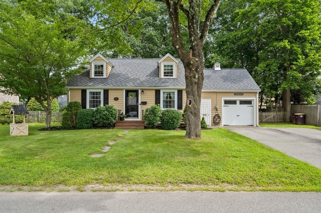 11 Durant Road Weymouth, MA 02190 - Photo 1 of 38 Gallery Image 1