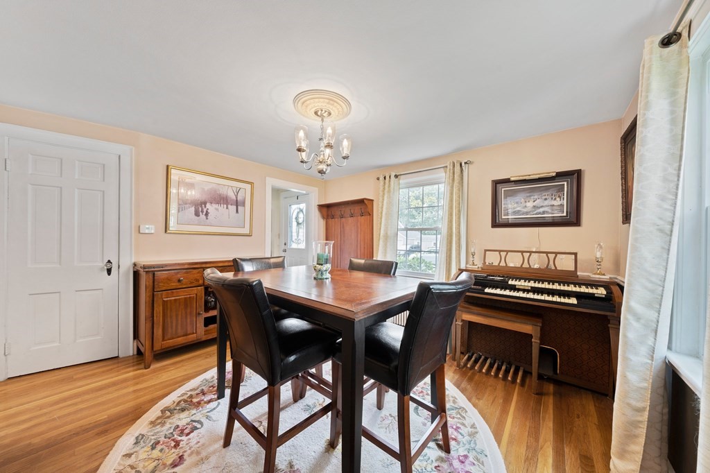 11 Durant Road Weymouth, MA 02190 - Photo 20 of 38 Gallery Image 20