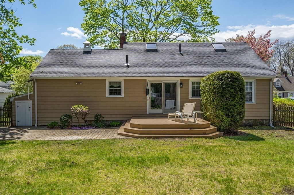 11 Durant Road Weymouth, MA 02190 - Photo 7 of 38 Gallery Image 7