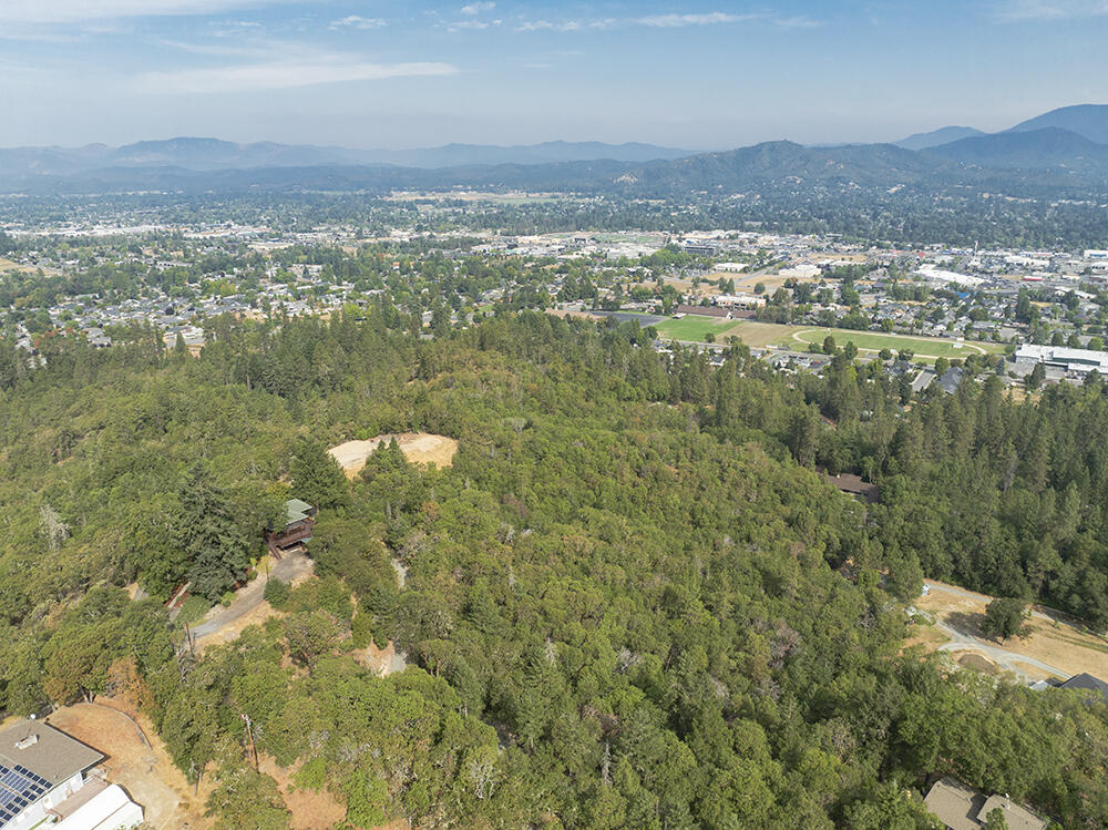 2931 Harbeck Road Grants Pass, OR 97527 - Photo 57 of 59 57