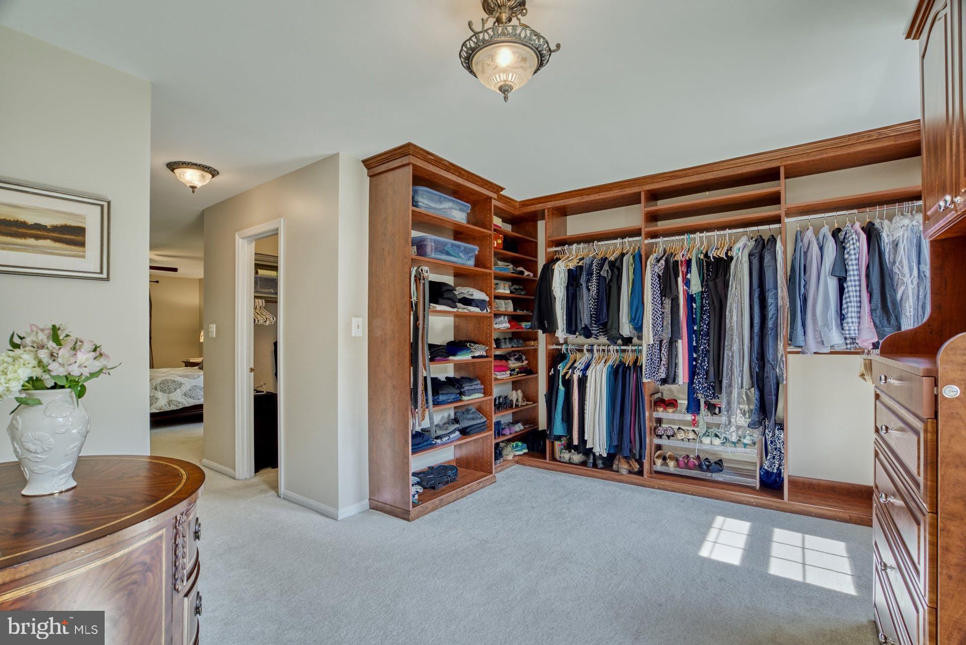 2643 Wild Cherry Place Reston, VA 20191 - Photo 30 of 53 Built ins