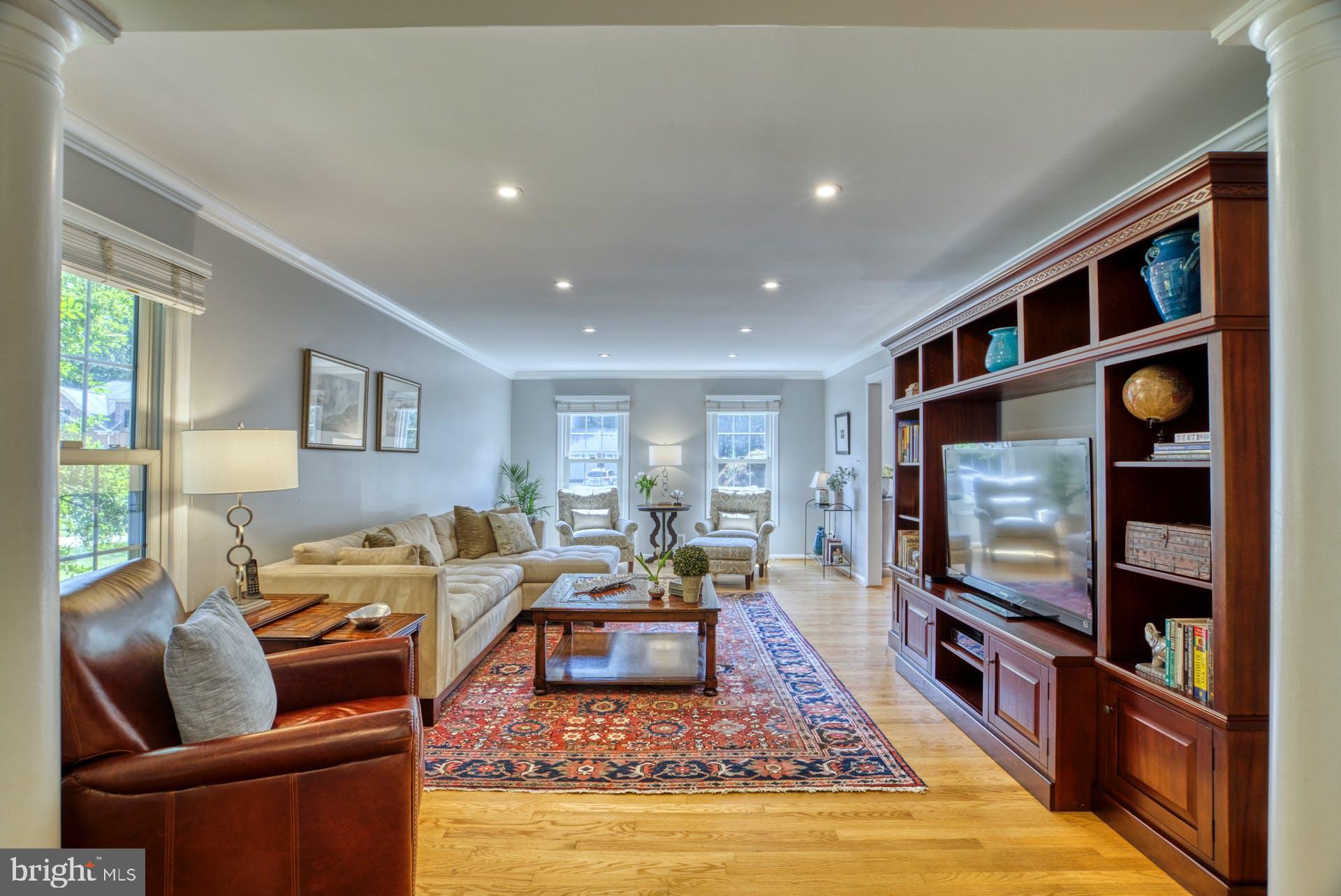 2643 Wild Cherry Place Reston, VA 20191 - Photo 5 of 53 Living Room