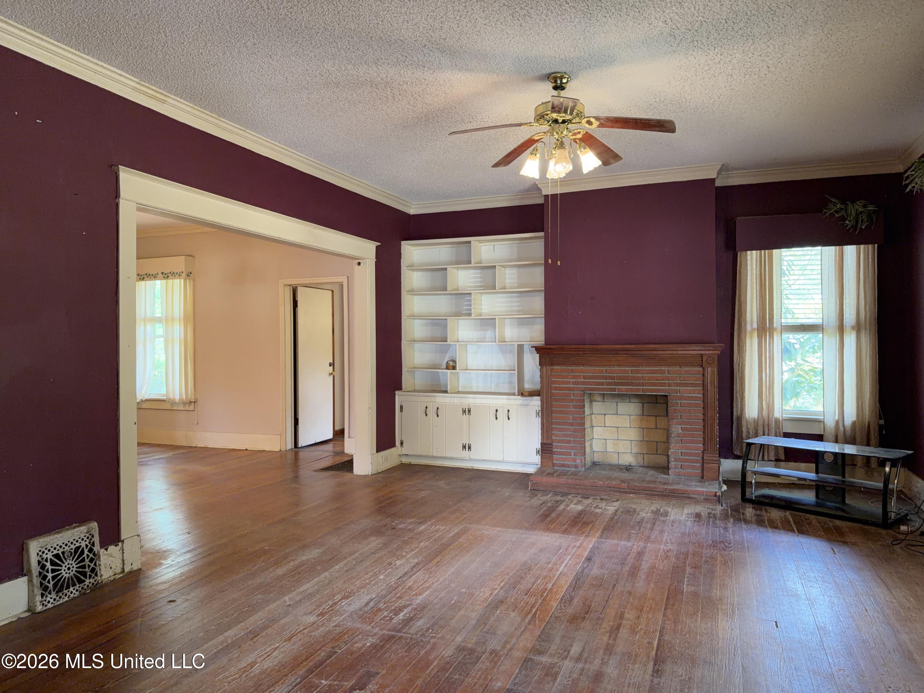 9361 Pigeon Roost Road Olive Branch, MS 38654 - Photo 4 of 34 Living