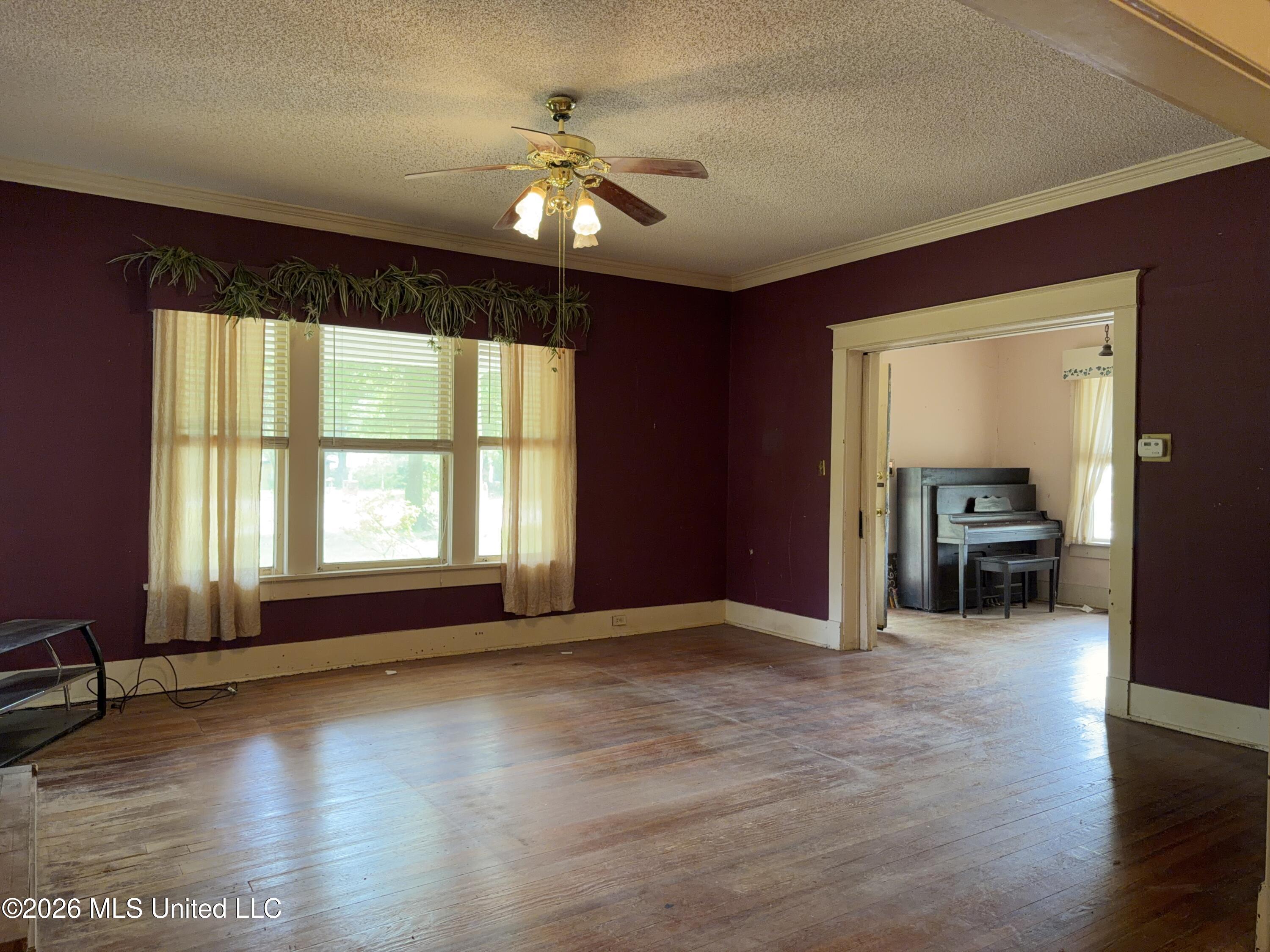 9361 Pigeon Roost Road Olive Branch, MS 38654 - Photo 5 of 34 Living 2