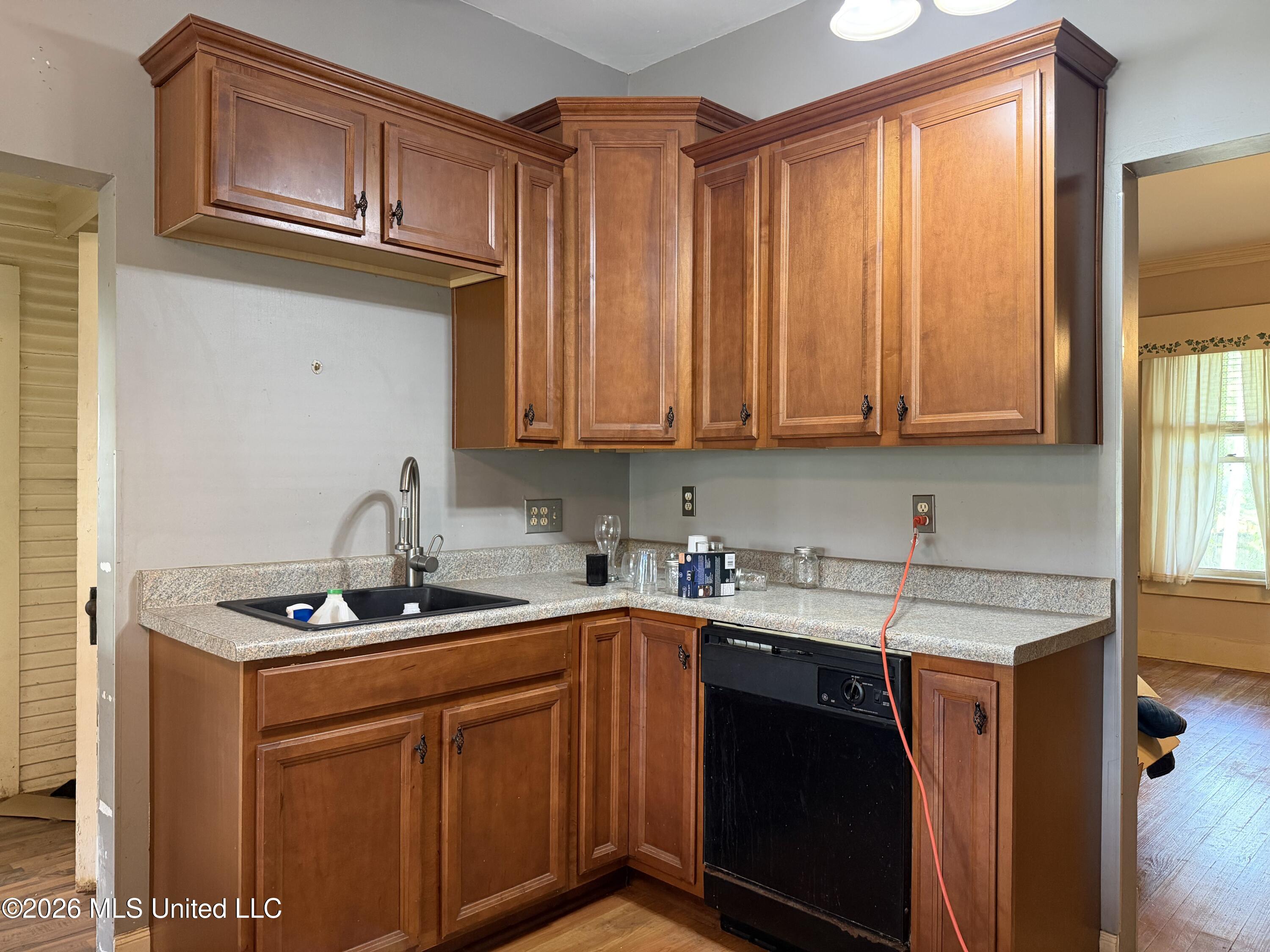 9361 Pigeon Roost Road Olive Branch, MS 38654 - Photo 10 of 34 Kitchen 3