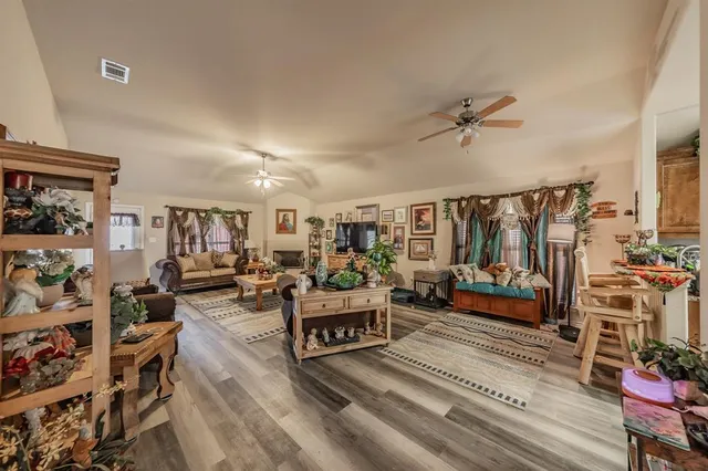 $280,000 | 2937 Mayfair Lane, Lancaster, TX 75134