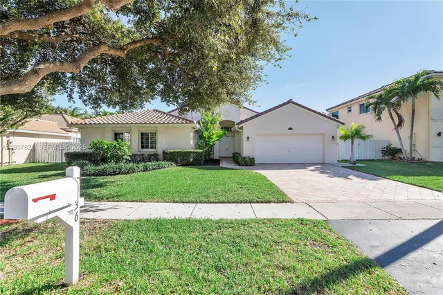 $770,000 | 836 Northwest 131st Avenue, Sunrise, FL 33325