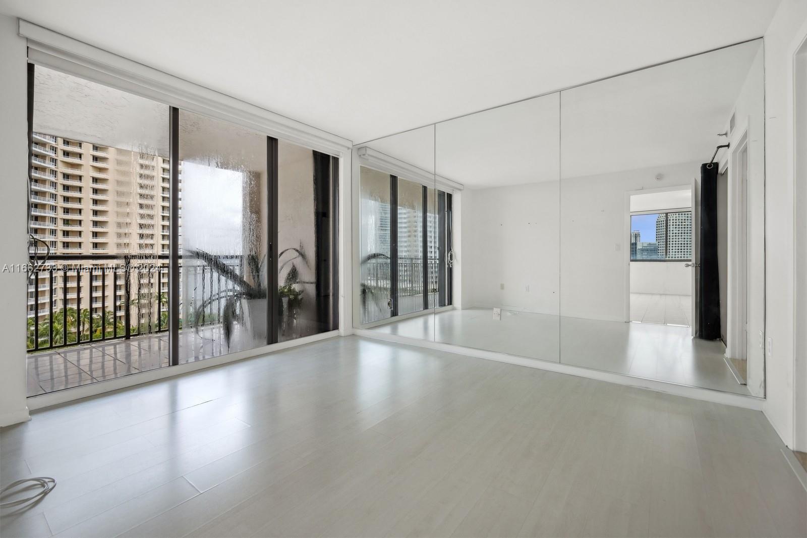 540 Brickell Key Drive, Unit 1413 Miami, FL 33131 - Photo 17 of 19 Gallery Image 17